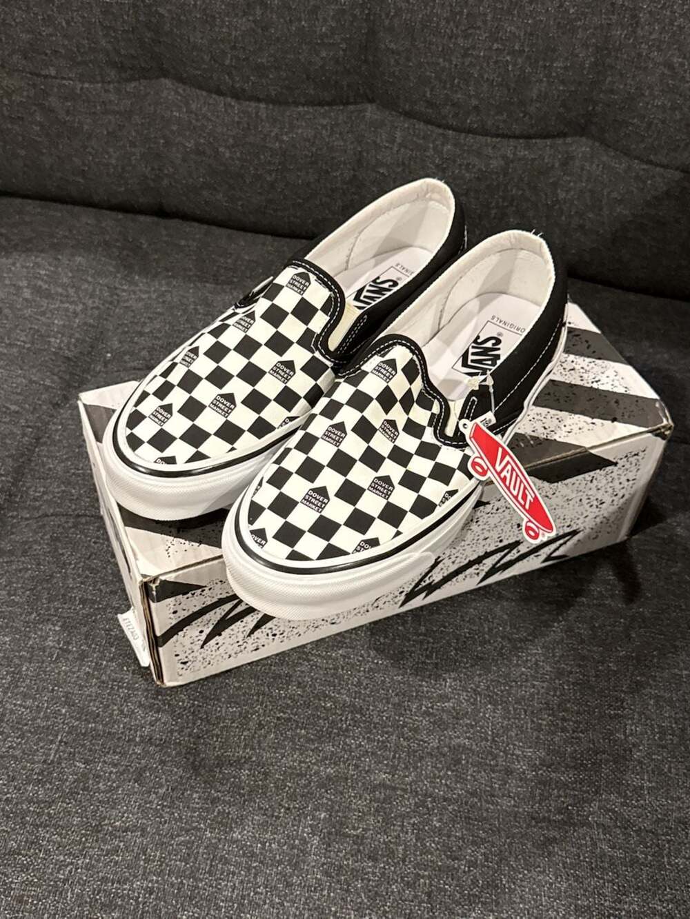 9M - Vans Dover Street Market x OG Classic Slip-On LX Black White Checkerboard